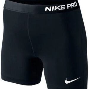 Nike Pro Women Black 5” Compression Workout Exercise Athletic Shorts